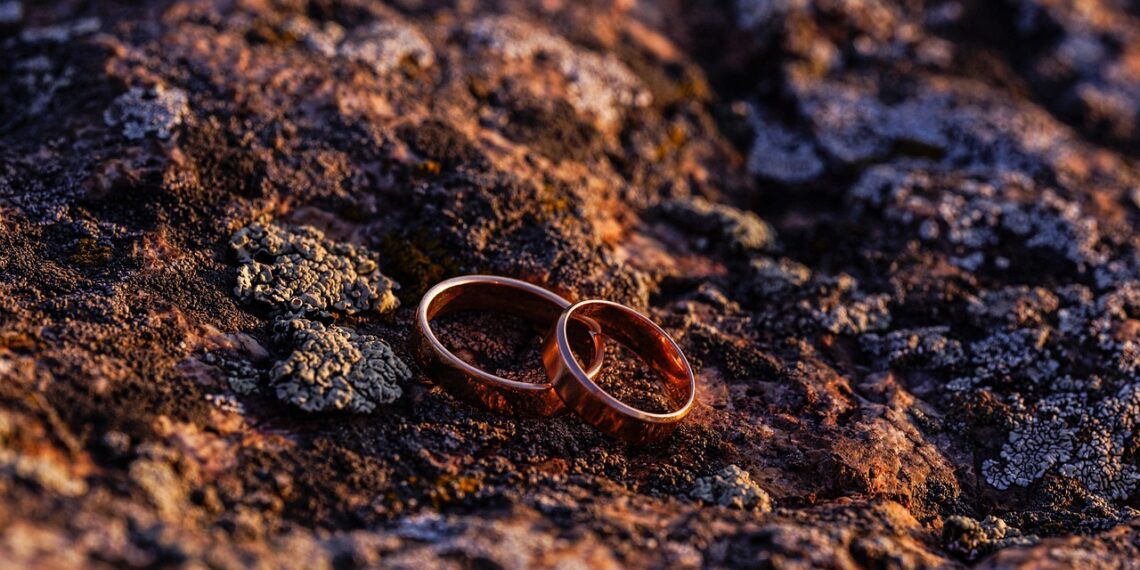 Mastering Emotional Connections: The Key to Enduring Relationships