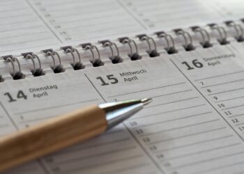 Shared Calendars for ADHD Couples: Flexibility vs. Structure