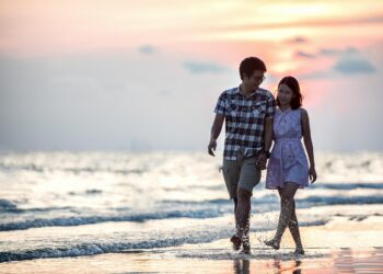 Which Sobriety App for Couples Offers Support Without Monitoring?