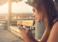 How to Text Your Ex After a Breakup Without Escalating Things